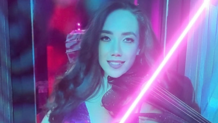 Aura Bows Commercial